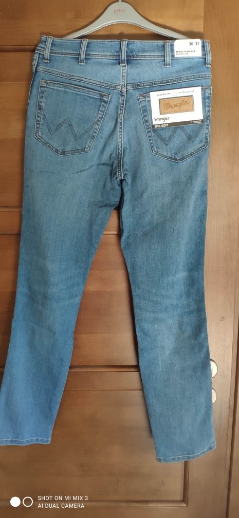 Wrangler Texas Slim The Story męskie jeansy rozm 30/32 jak 29/32