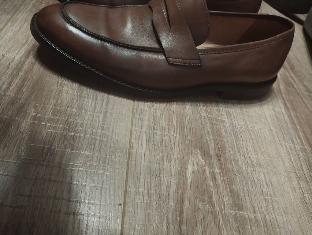Туфлі чоловічі, натуральна шкіра розмір 43 Clarks