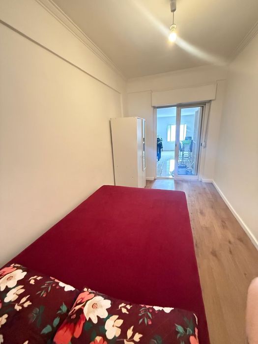 Quarto na Amadora Para Solteiros