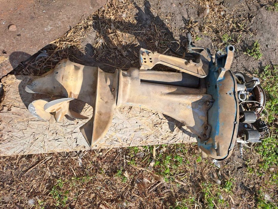 Разборка лодочный мотор Вихрь 25 сил