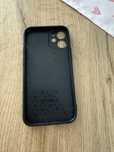 Etui iPhone 12 mini z wbudowanym magnesem