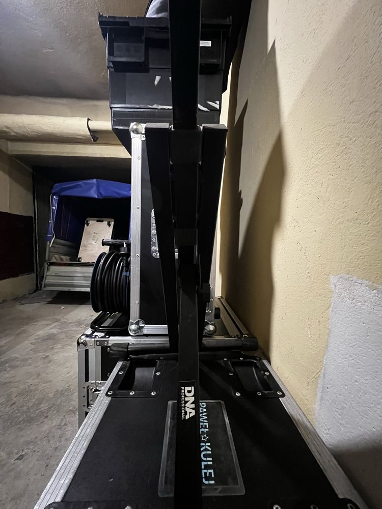 Statyw pod Piec/Case DNA