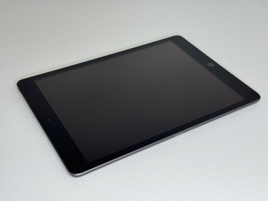 iPad 8. gen. (A2270) - 32GB - faktura VAT 23%