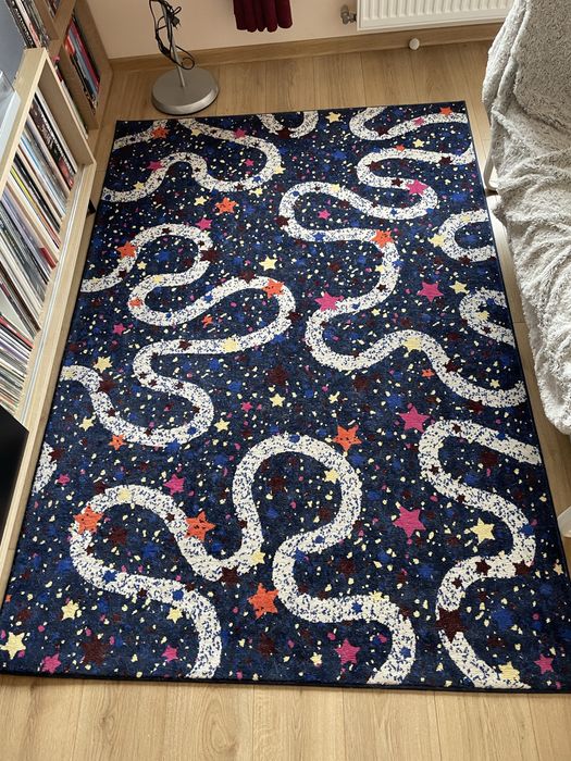 Продам килим добрий стан