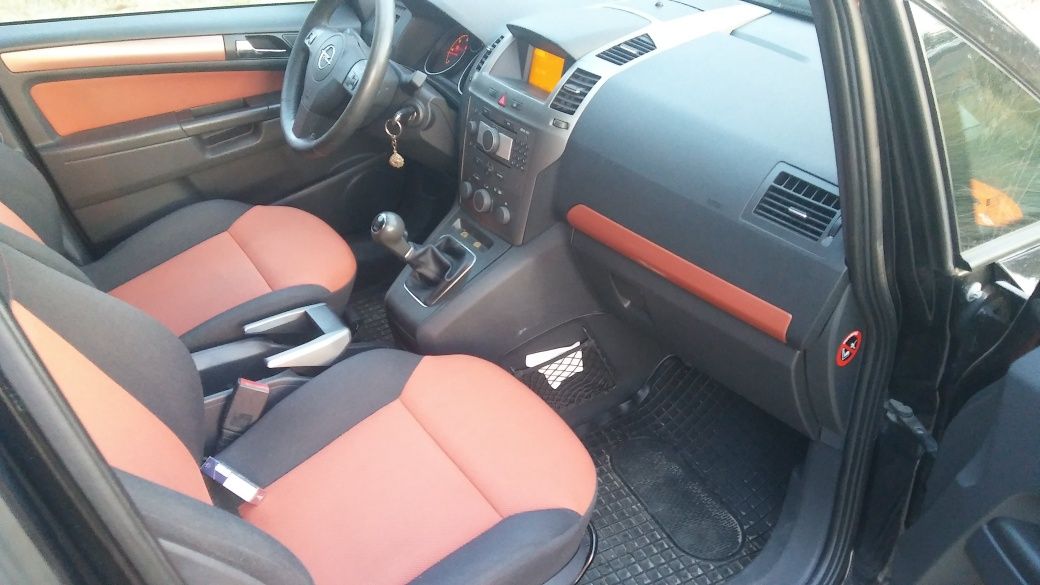 Opel Zafira b 19 cdti