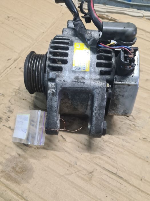 Генератор 2706033020 Toyota yaris 1.4 D4D