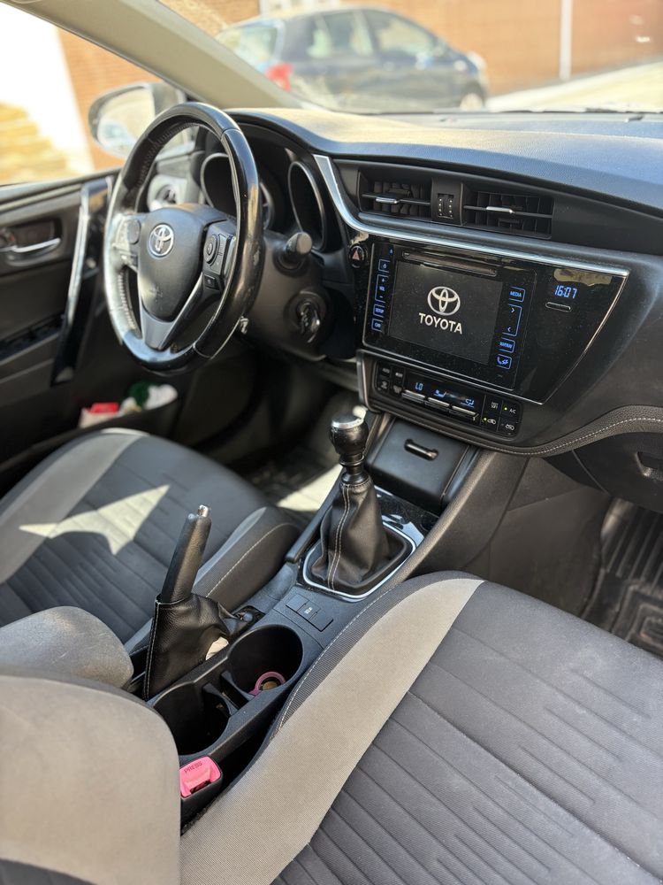 Toyota Auris Touring Sport 1.4D