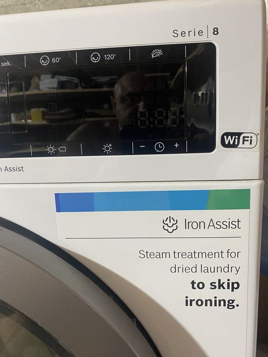 Сушильна машина. 9кг. Бош. Serie 8. Стан новоі.