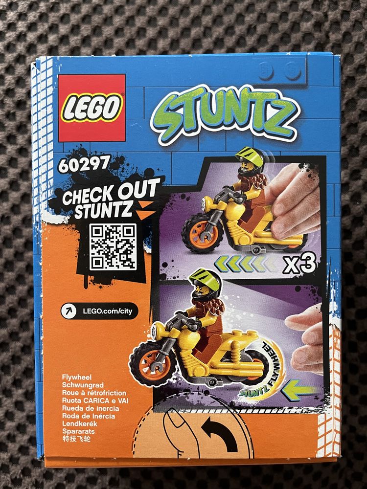 Nowe klocki Lego City Rakietowy Motocykl Kaskaderski 60297