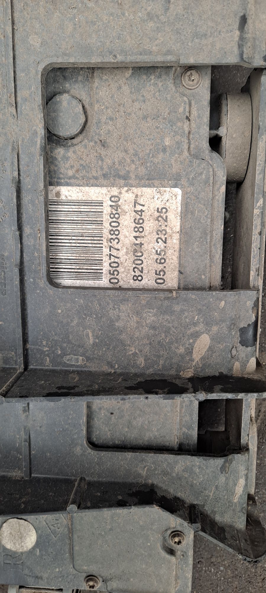 Mechanizm hamulca ręcznego Renault Scenic 2