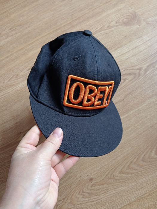 Кепка чорна Obey