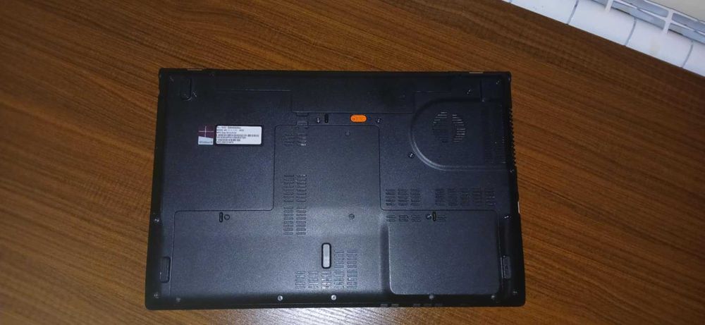 Laptor Acer Aspire V3-731