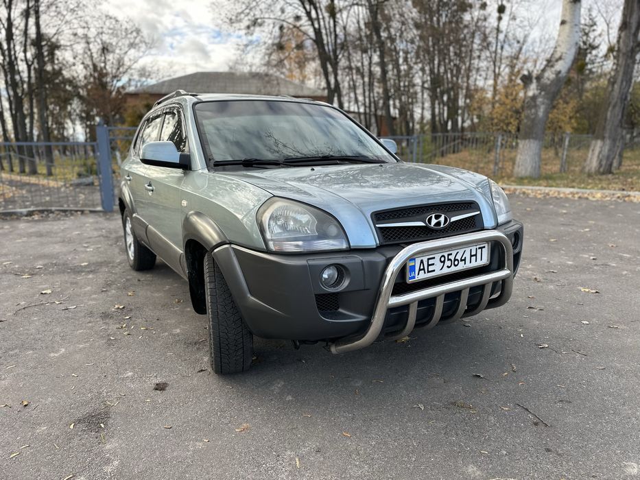 Продам Хюндай Туксон 2008 г 4 WD