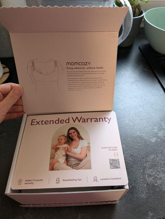 Laktator Momcozy s12 pro NOWY!