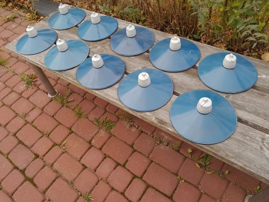Stary klosz PRL, lampa emaliowana, 10 szt.
