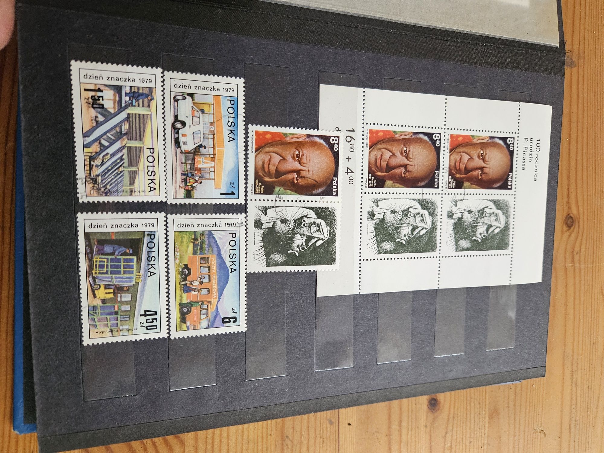 Klaser ze znaczkami filatelistyka  znaczki pocztowe