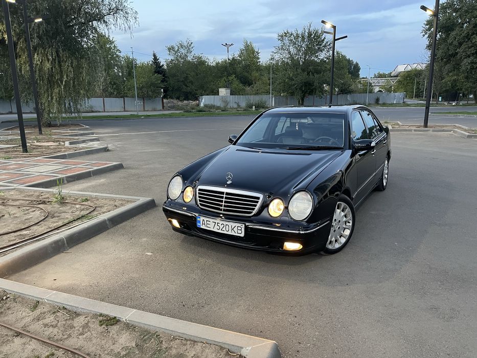 Mercedes-Benz W210 E430