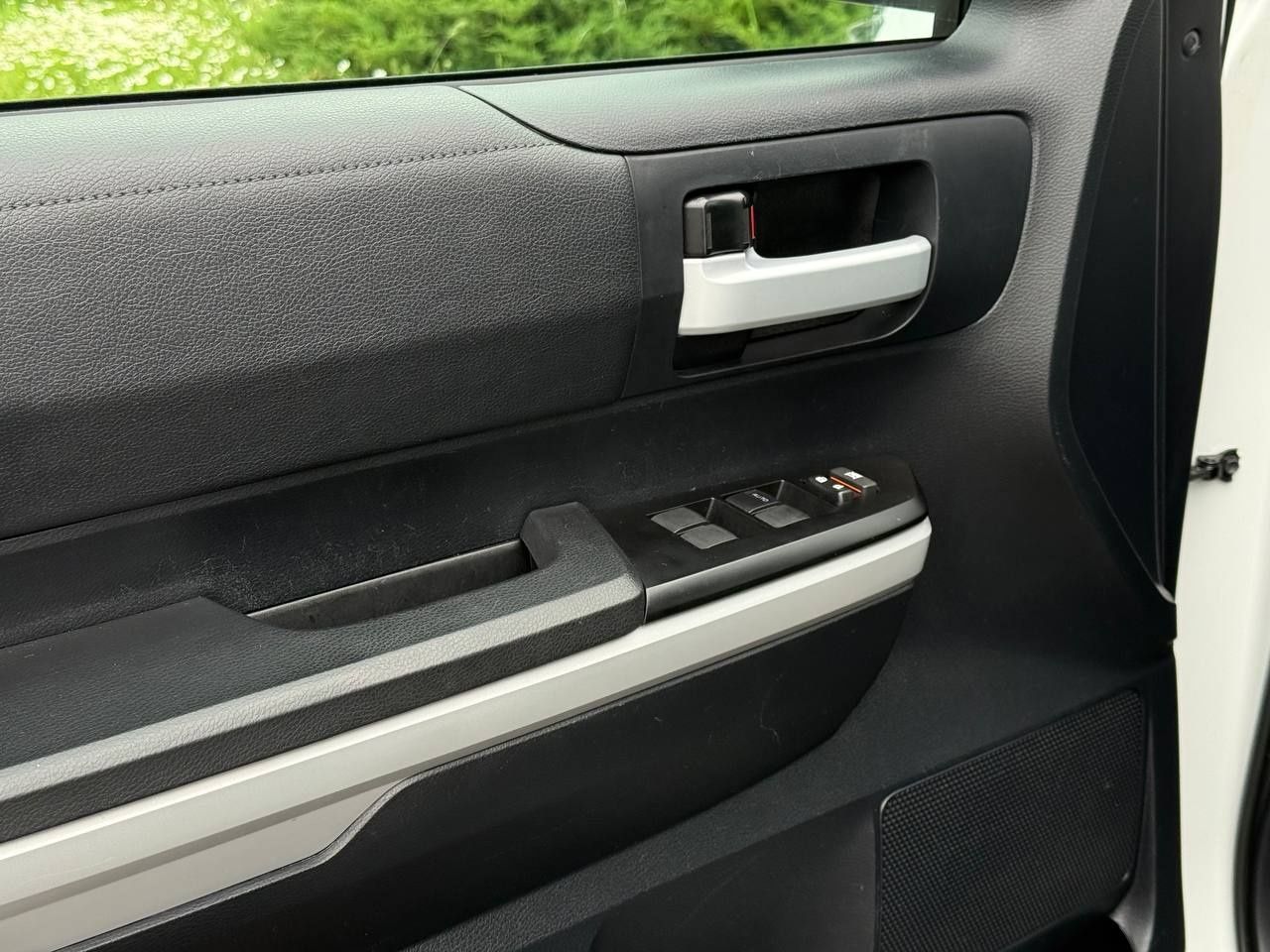 Toyota Tundra 2018 року, 5.7 бензин, автомат, повний привід, 140т.км