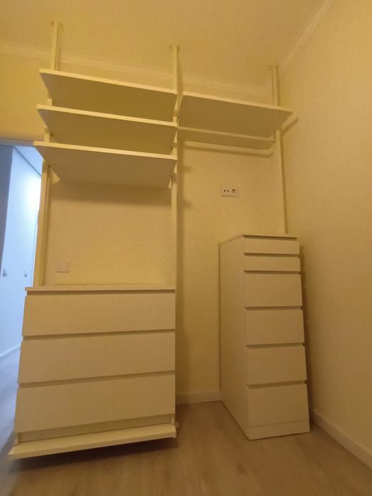 Roupeiro- estrutura aberta