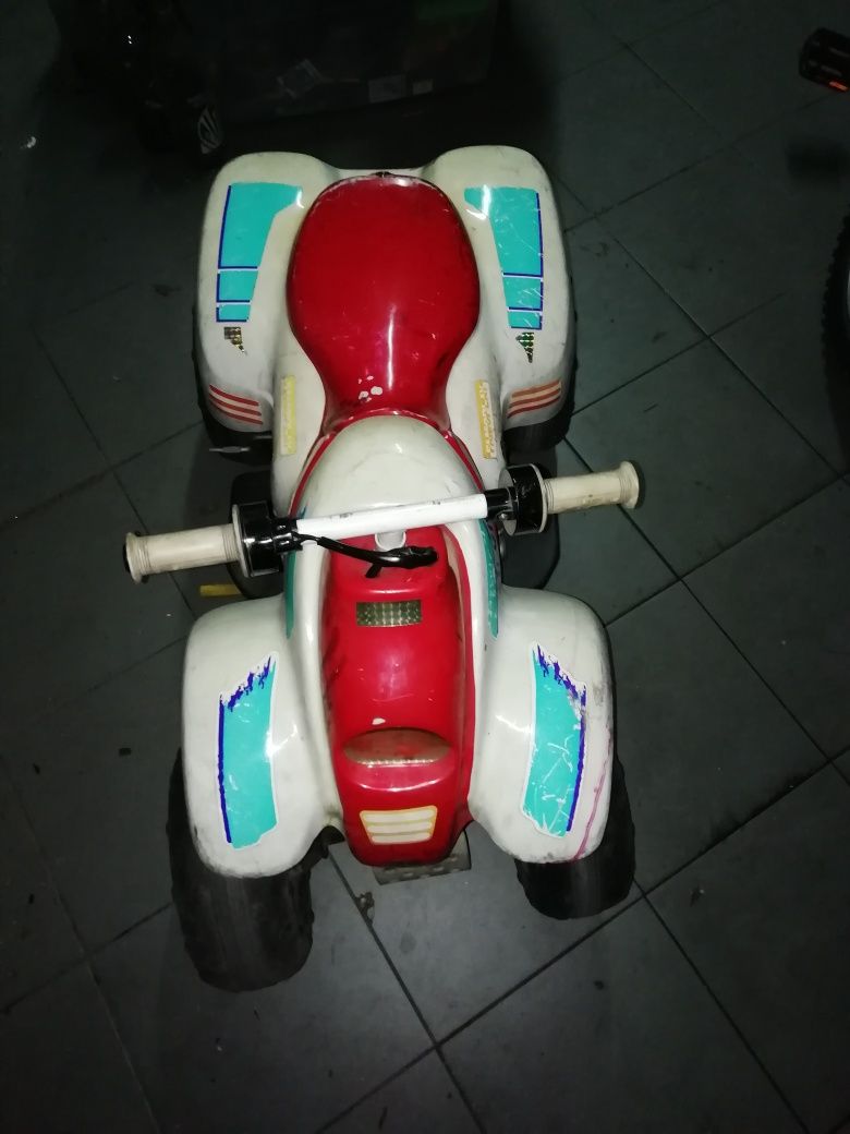 Moto de criança a bateria