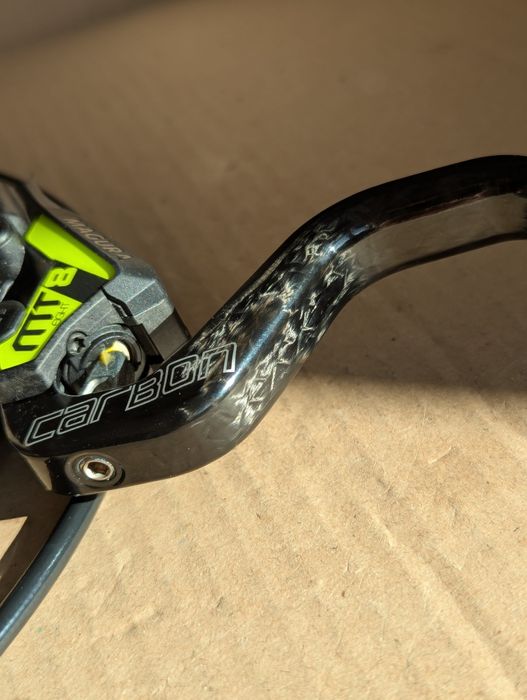 Hamulec Tarczowy MAGURA MT8 SL HC-Carbon 2 tłoczki 2200mm prawy, tył