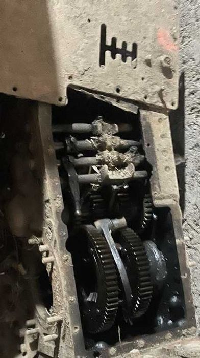 Продам коробку передач в сборе т 25