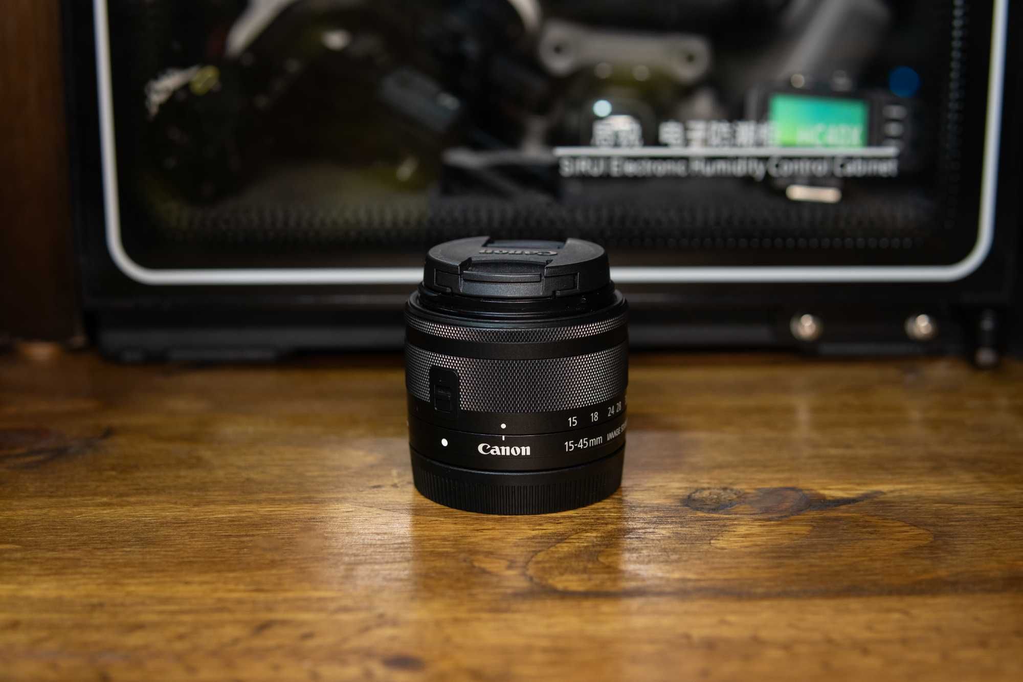 Canon M50 (Kit) + Lente 15-45mm + acessórios