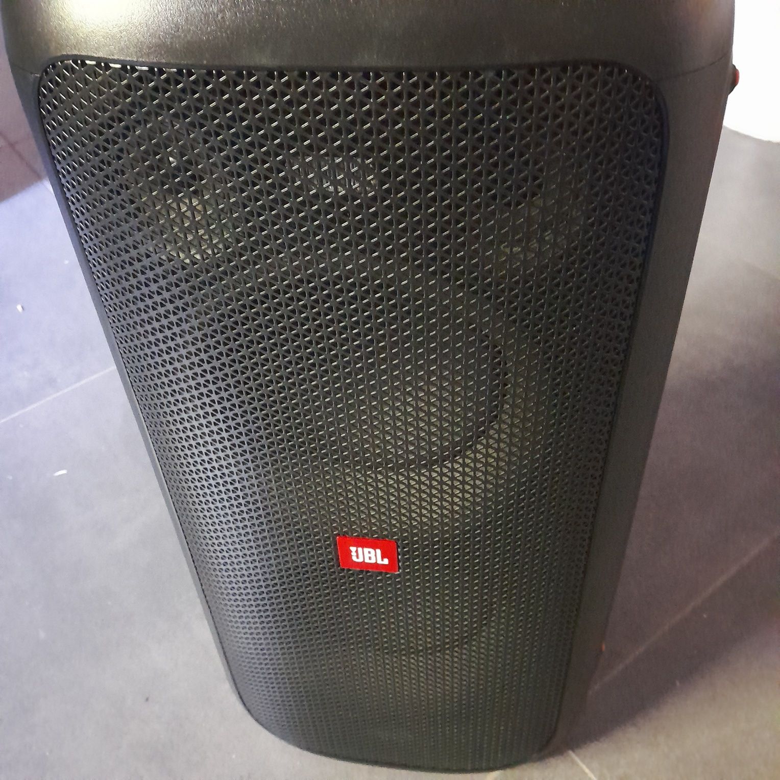 Jbl partybox 100 głośnik