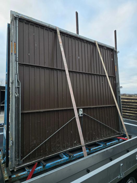 Brama garażowa uchylna