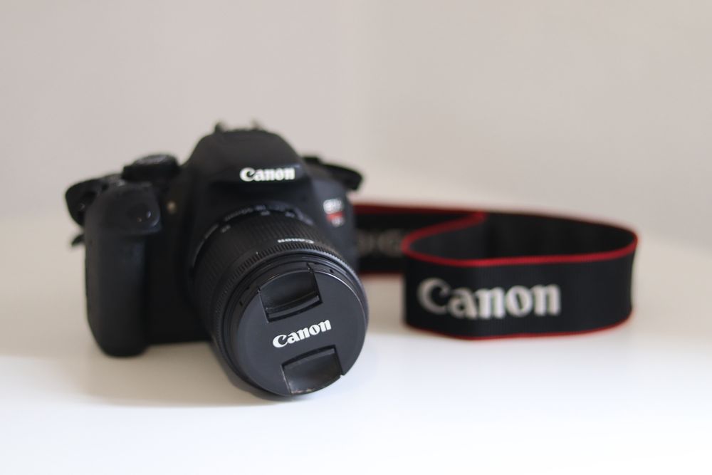 Фотоапарат Canon eos rebel t5i