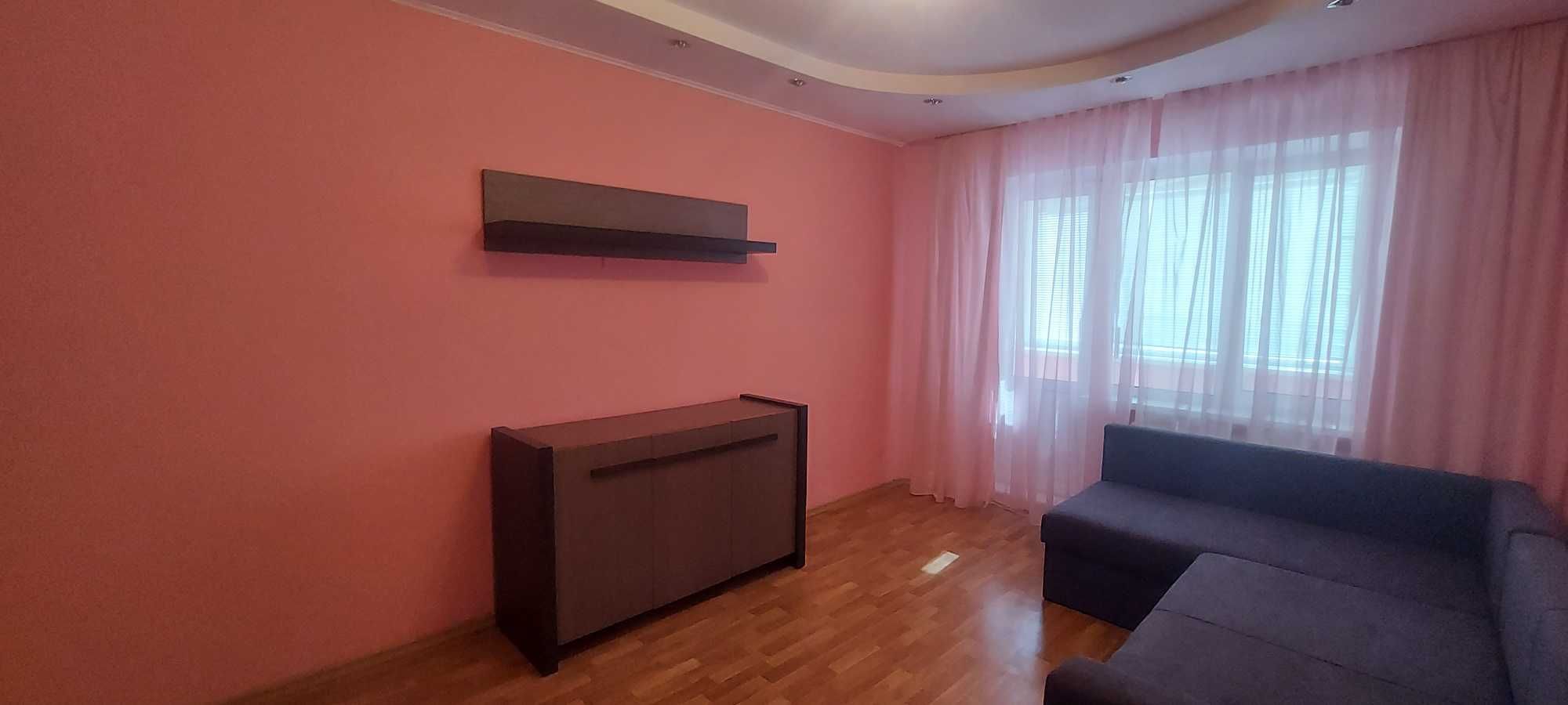 Продається двокімнатна квартира у Боярці з індивідуалкою. 53000$