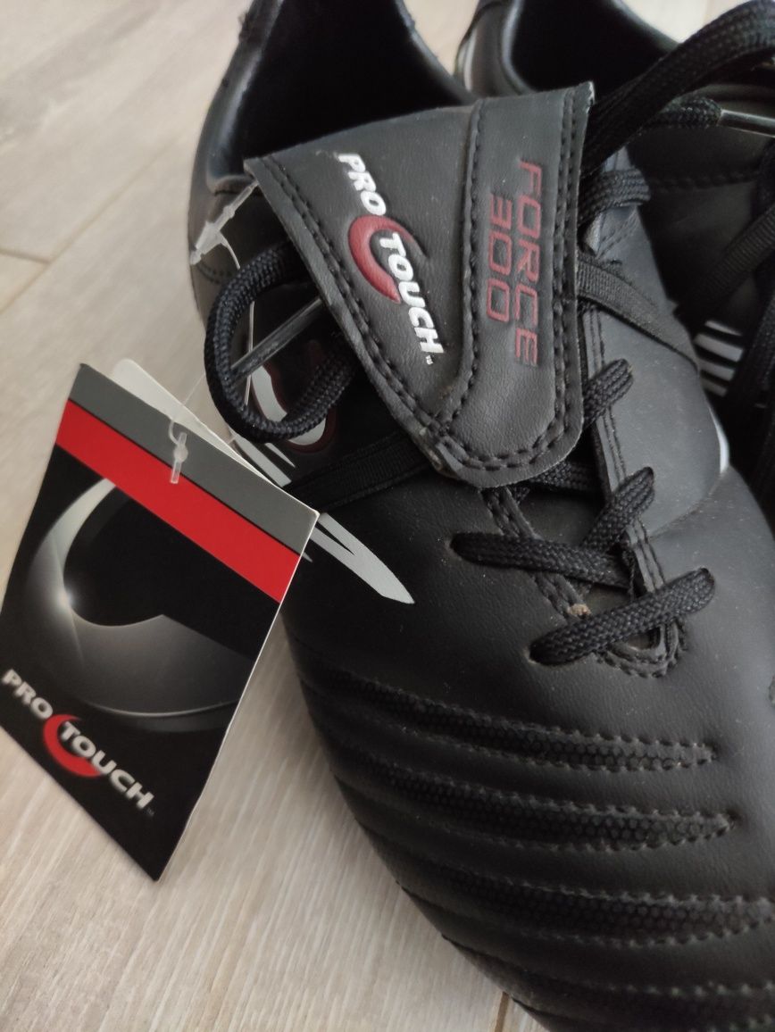 Buty piłkarskie chłopięce ProTouch FORCE 300 rozm.38