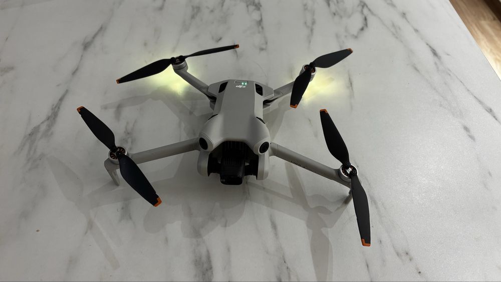 Dji 4 pro mini Combo