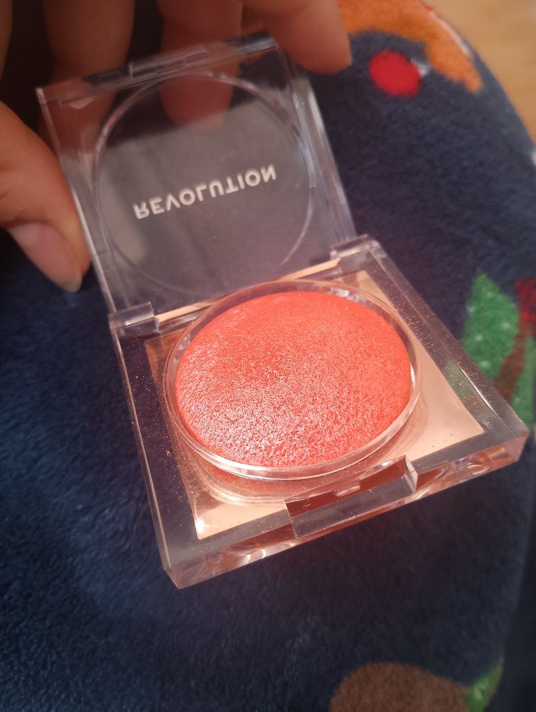 Róż Revolution Peach pop