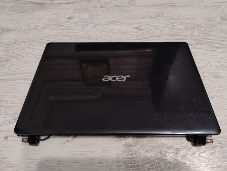 Matryca 11.6" z całą klapą i zawiasami Acer Aspire One V5-121