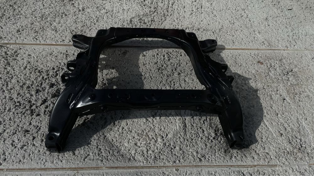 передний подрамник Lexus AWD GS IS 2005-2012