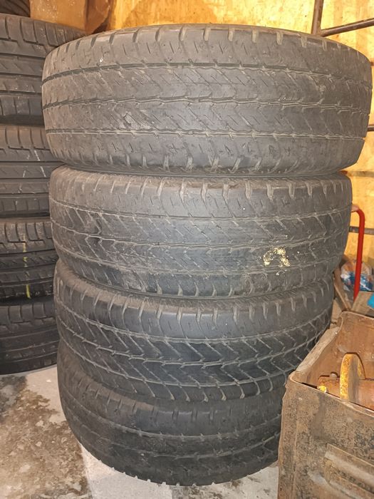 Opony 215 60 R17C Dunlop