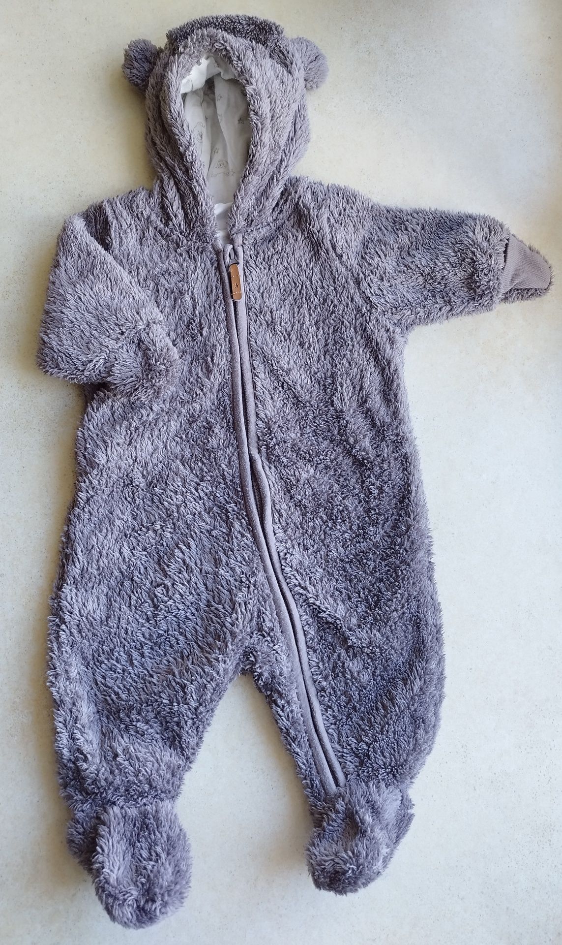 Pierwszy misiowy przejściowy kombinezon z kapturem wyprawka H&M r.56