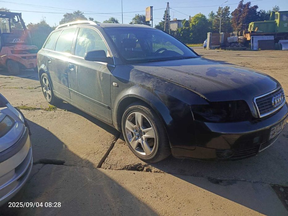 Audi a4b6 2.5 tdi 155 km czesci drzwi maska zderzak klapa LZ9W