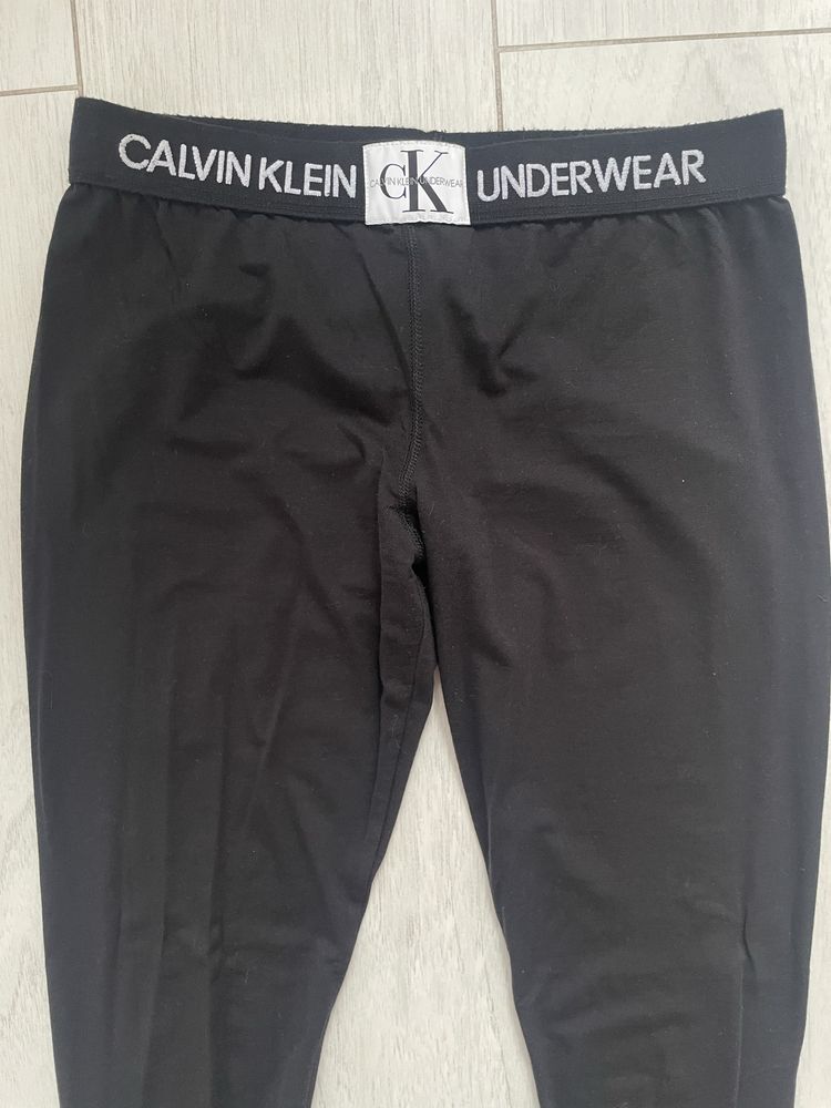 Legginsy spodnie damskie czarne bawełniane Calvin Klein XS 34