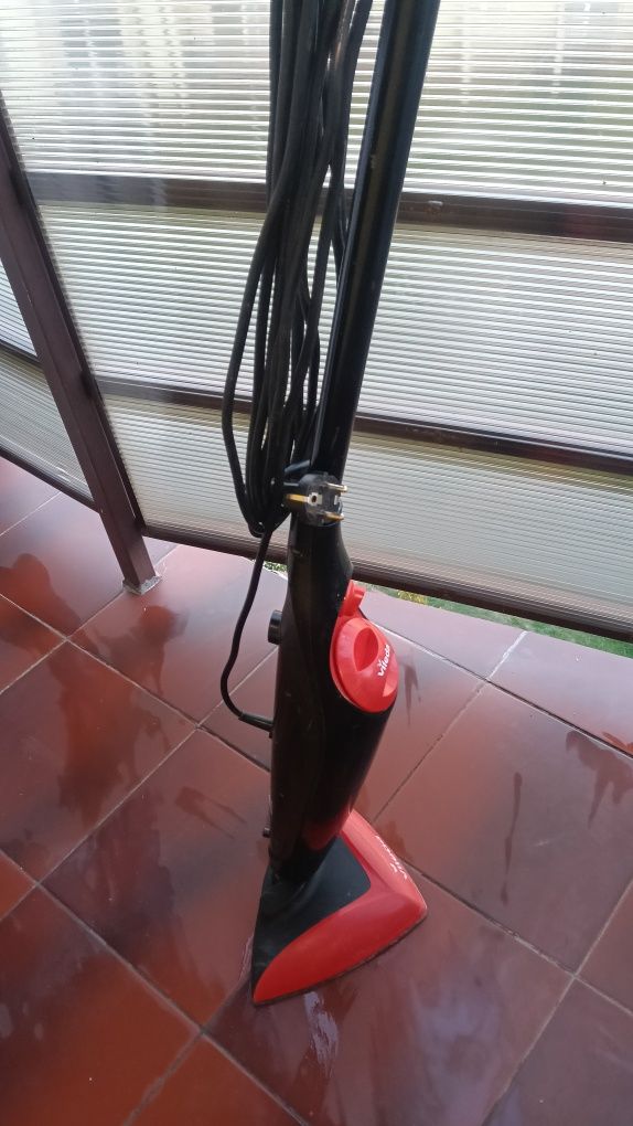MMop parowy Vileda SC 1086
Sprawny , brak tekstylnej nakładki mopa