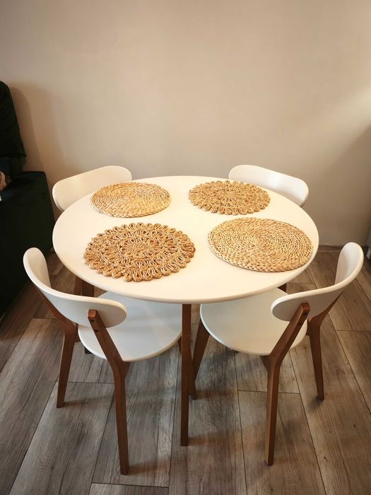 Okrągły stół Średnica 105cm biały/naturalny + 4 krzesła
