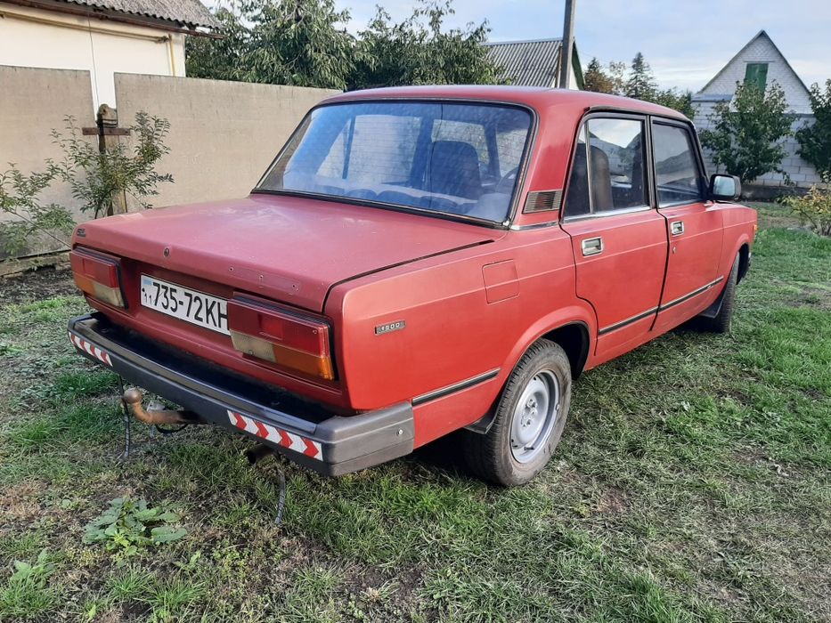 Продам Ваз 2107 бензин