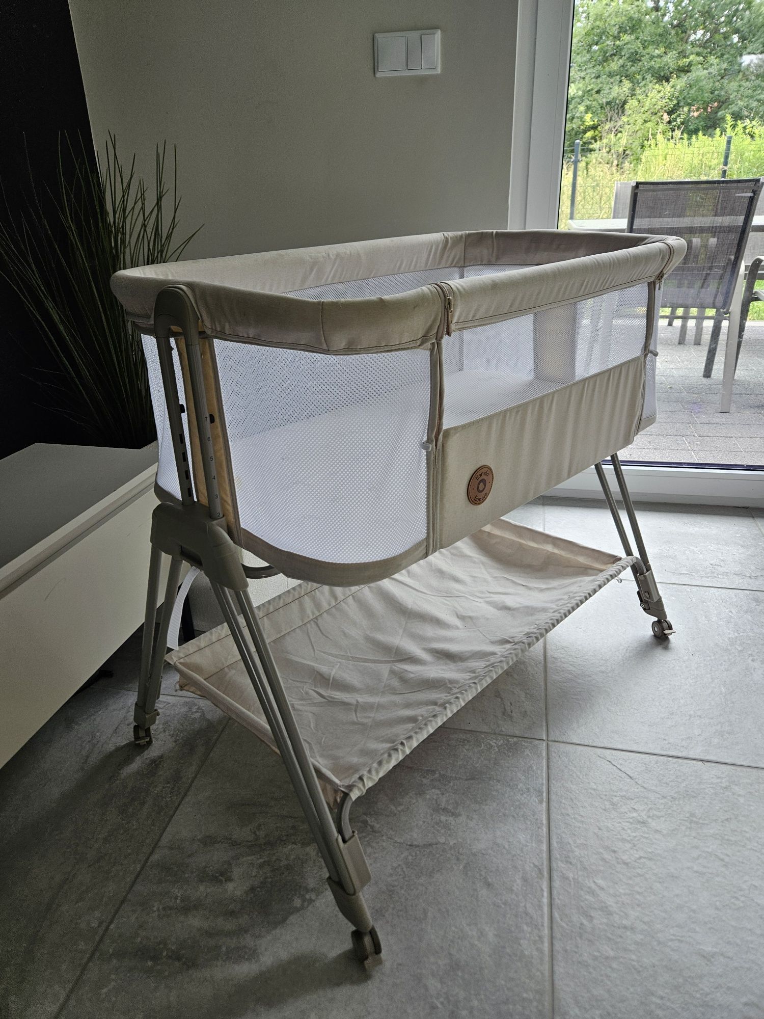 Łóżeczko dostawne Lionelo luna beige sand