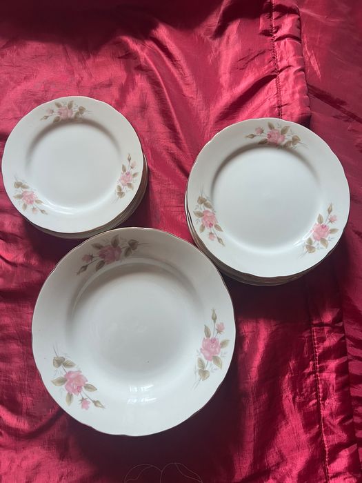 Тарелки (Япония)18 шт