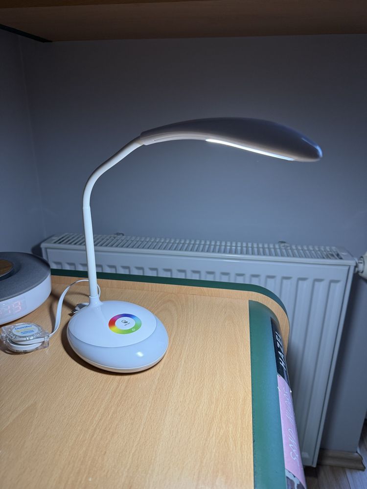 Lampka biurkowa LED RGB