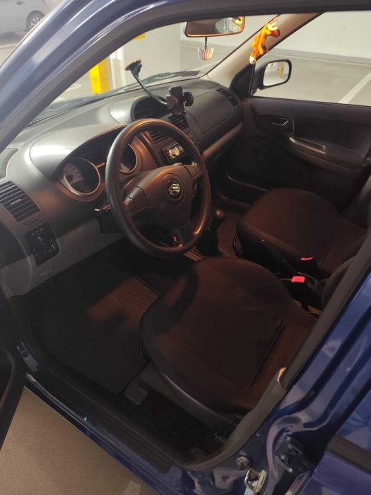 Suzuki Ignis 2004r.