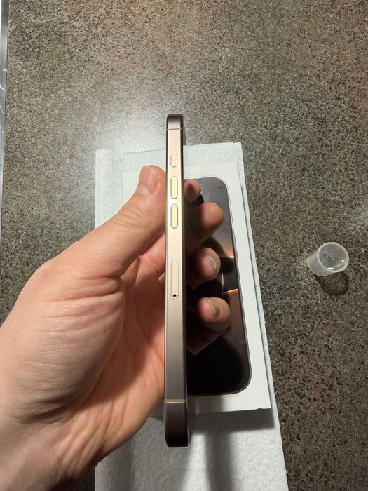 iPhone 16 pro 128gb Desert Titanium, neverlock. Фіз сим