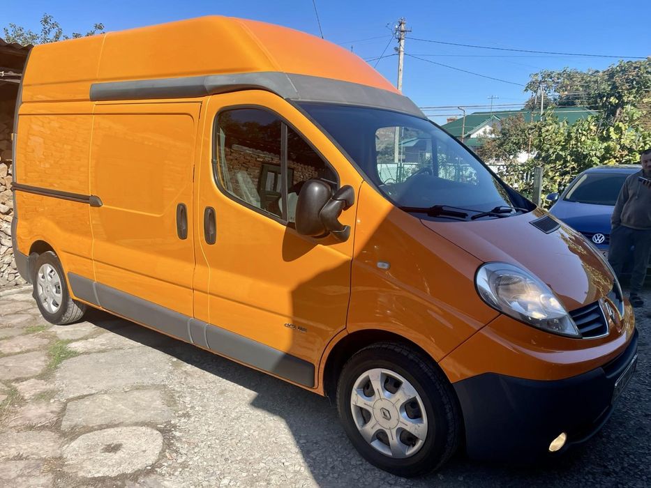 Renault Trafic 2010 long парус (без тех огляду)