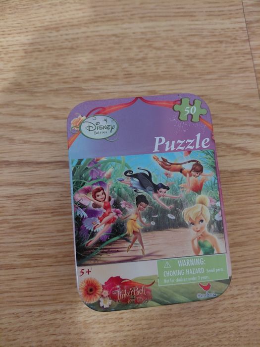 Лот іграшок та прикрас для дівчинки